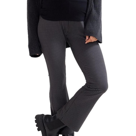 Hatch Maternity Leggings - Picture 1 of 5